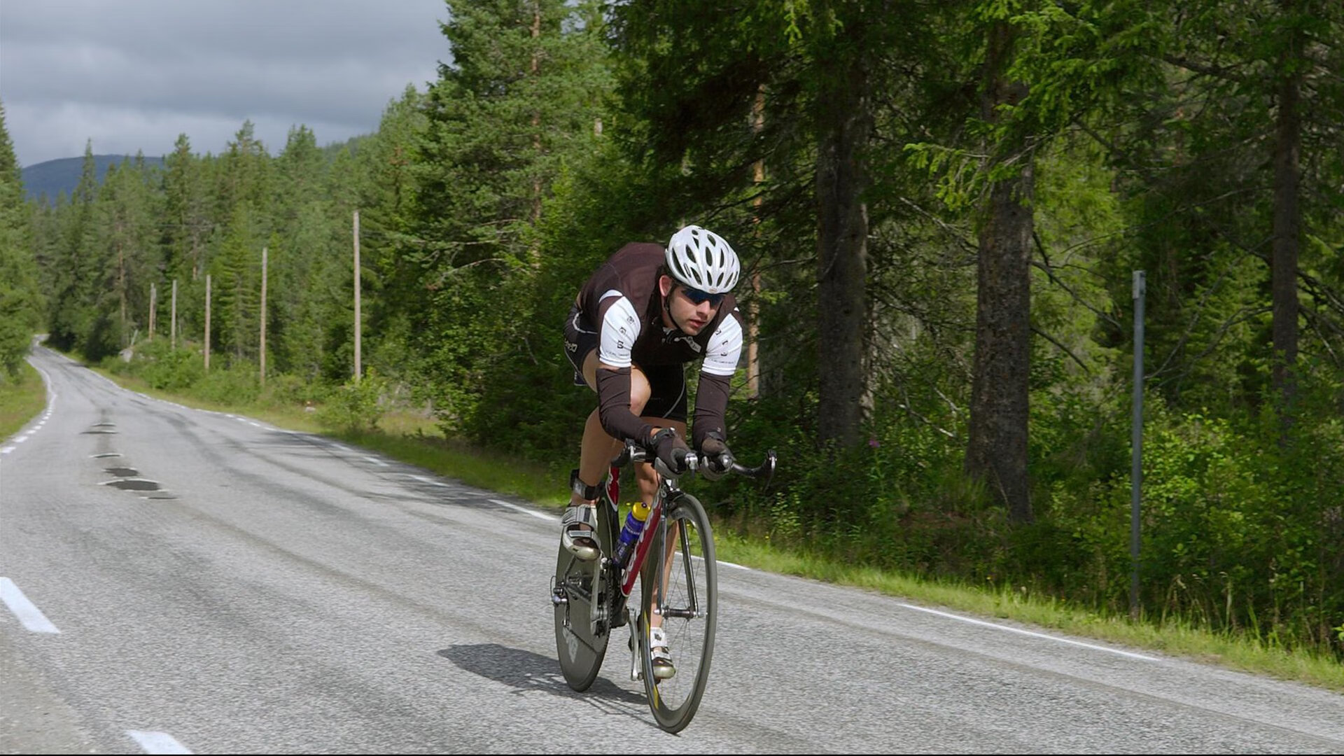 东南亚巡回赛：胜者为王夺冠殊荣，东南亚联赛