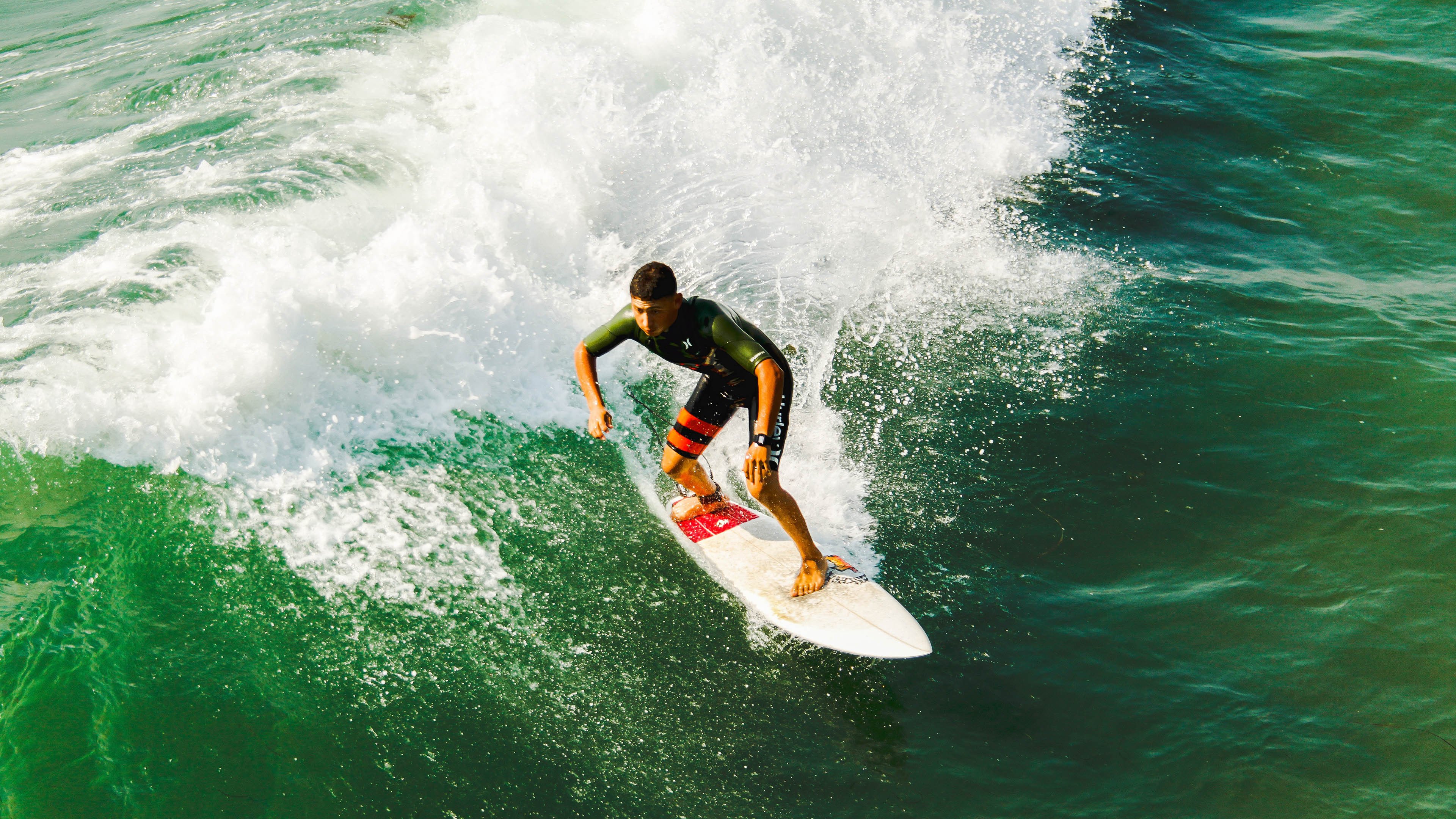 皇马主场逆转胜塞维利亚，维尼修斯梅开二度，皇马1_0塞维利亚